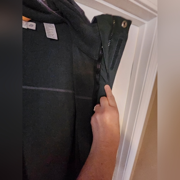 GREY/GREEN TIMBERLAND OUTDOOR PERFORMANCE COAT. - Picture 10 of 12